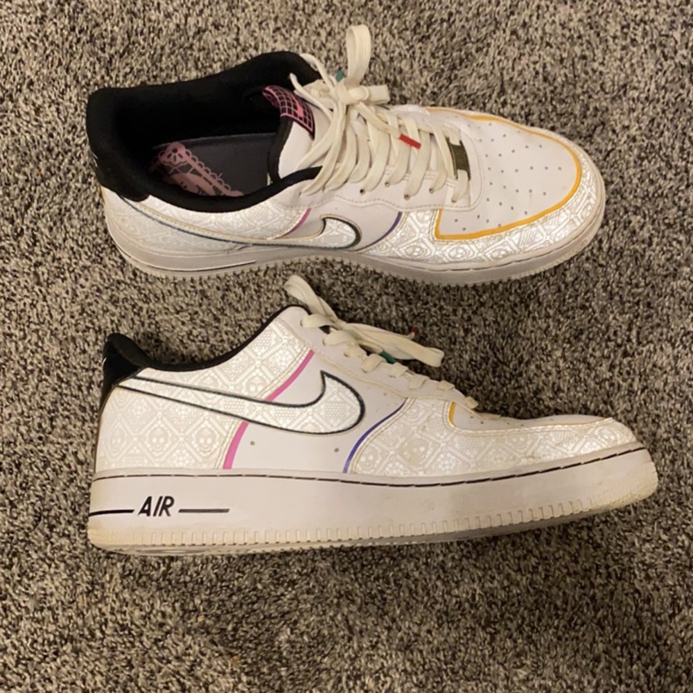 Never wear anymore. Nike Air Force Ones.